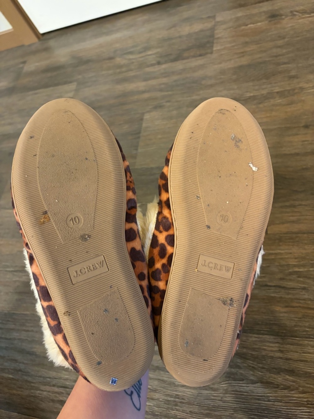 J. Crew Leopard Print Cozy Faux Fur Moccasin Slippers Women’s Size 10 - Picture 5 of 5